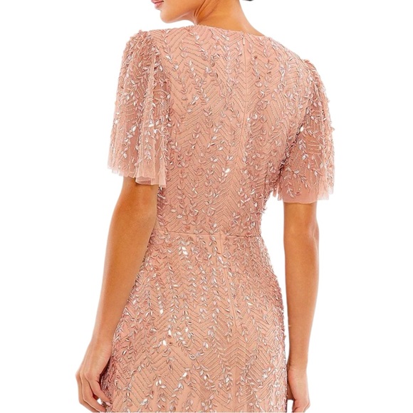 Mac Duggal Flutter Short Sleeve Surplice V-Neck Beaded Sheath Gown. Size 6 NWT - Picture 5 of 11